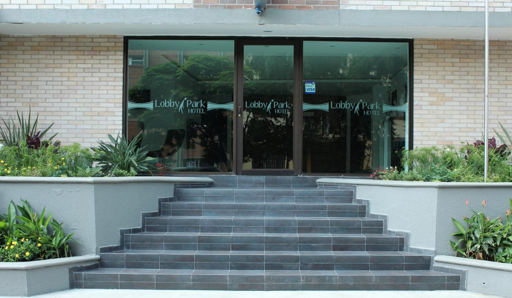 ホテル Lobby Park メデジン エクステリア 写真